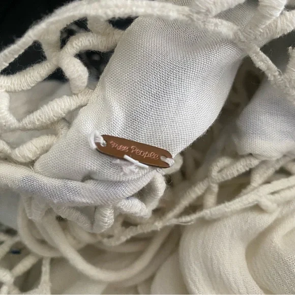 FREE PEOPLE DUSK TIL DAWN LONG SLEEVE WHITE ANE BLUE MINI DRESS - Picture 4 of 4